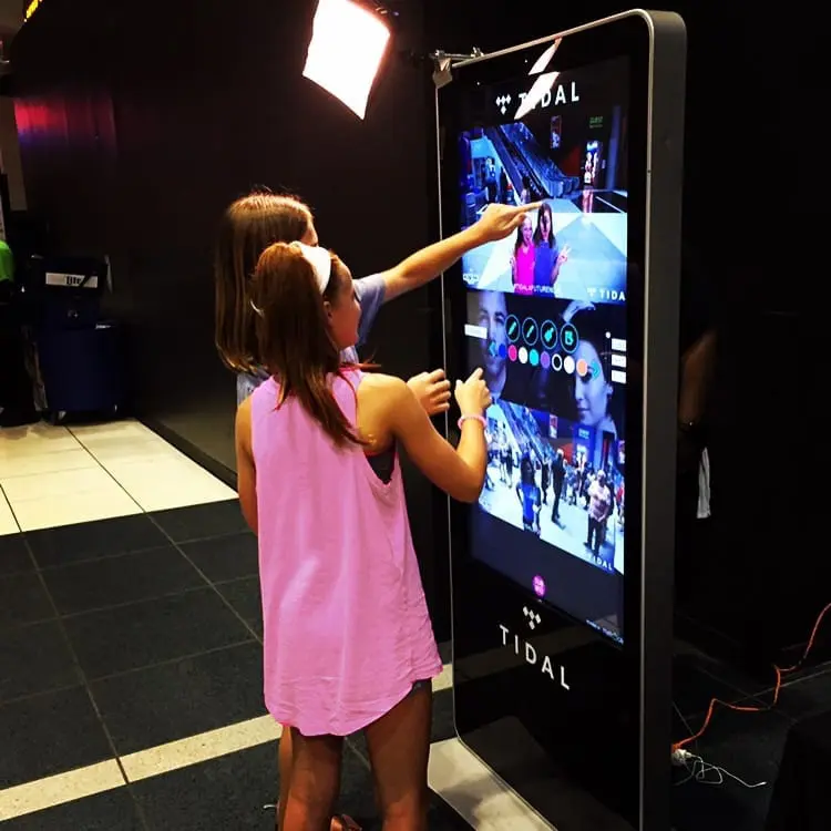 metroclick-kiosks-events-entertainment